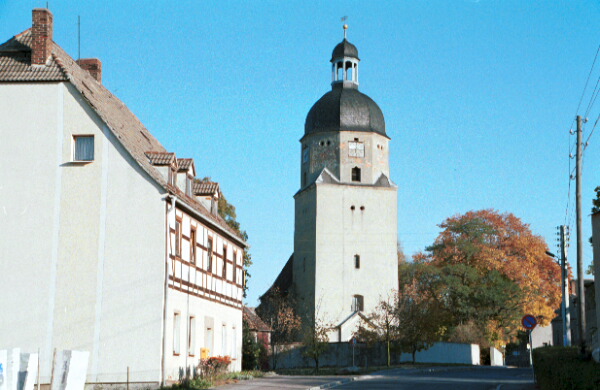 Schösserhaus und Kirche