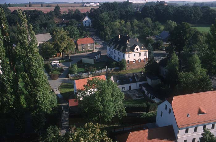 Thallwitz - Blick zum Anfang Neue Hauptstrasse