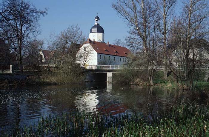 Mühlenteich und Lossabrücke