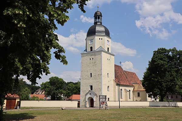 Kirche Thallwitz